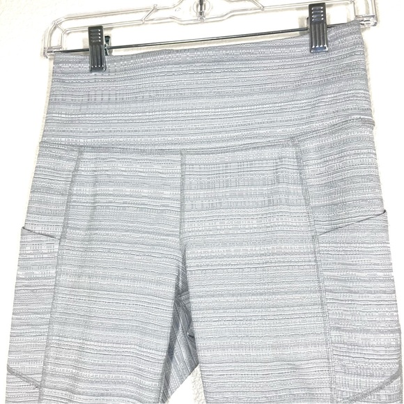 Athleta Leggings Chat to Town Gray Jacquard Mesh High Rise Cropped Workout Small - Picture 5 of 16